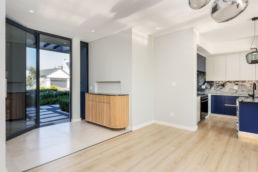 5 Bedroom Property for Sale in Val De Vie Estate Western Cape